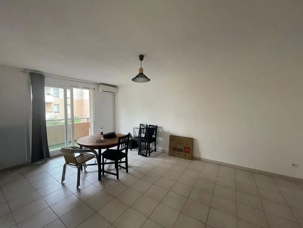 Appartement à louer, 49m², Marseille 8ème