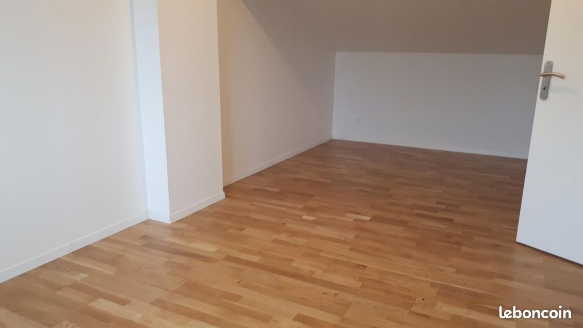 Maison à louer, 74m², Arbanats