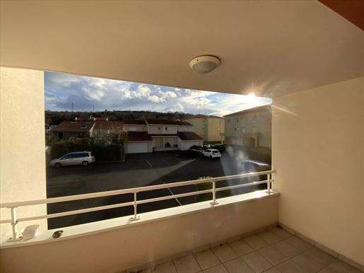 Advert pic 0