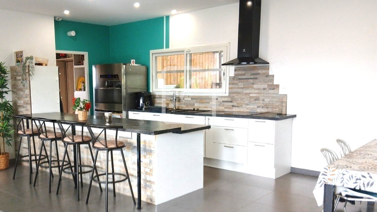 Maison à vendre, 142m², Cuzance