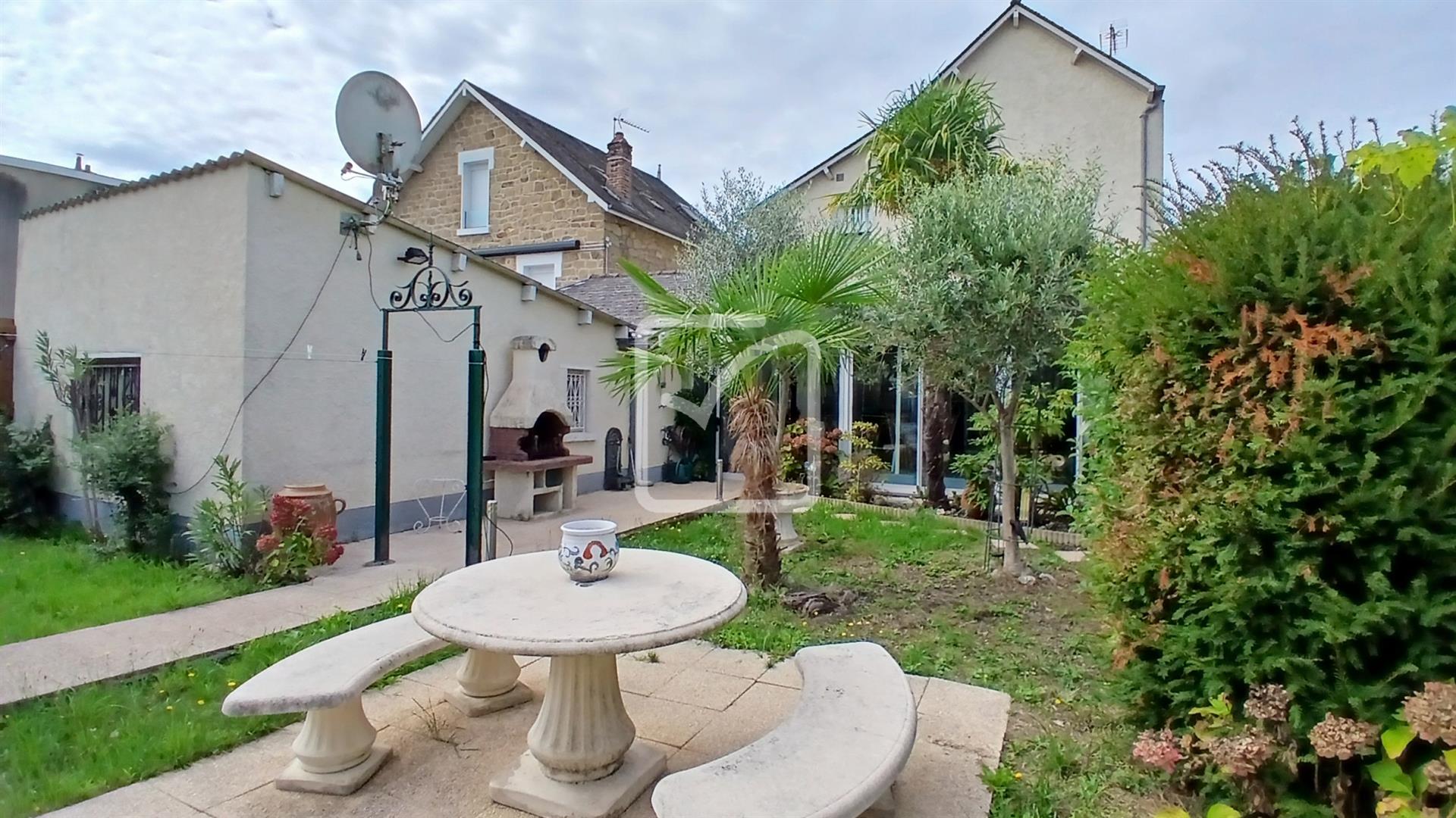 Maison à vendre, 149m², Brive-la-Gaillarde