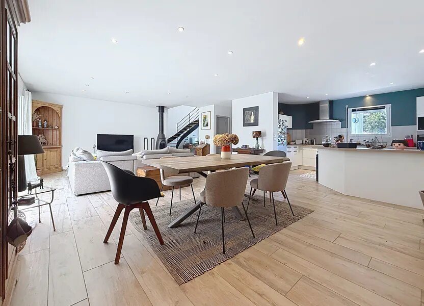 Maison à vendre, 240m², Périgny