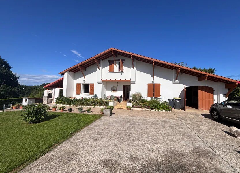 Maison à vendre, 150m², Urcuit