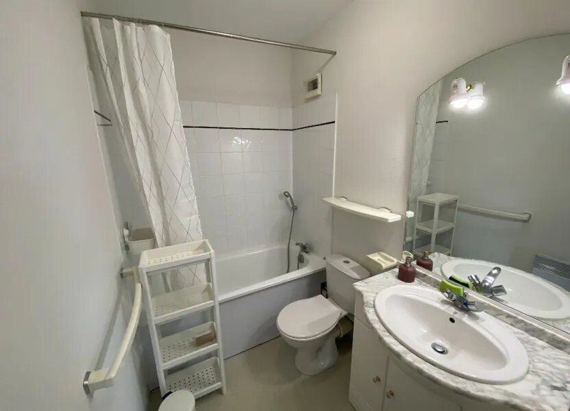 Appartement à louer, 21m², Pessac