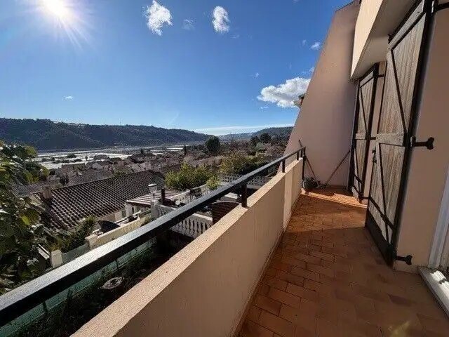 Maison à vendre, 98m², Carros
