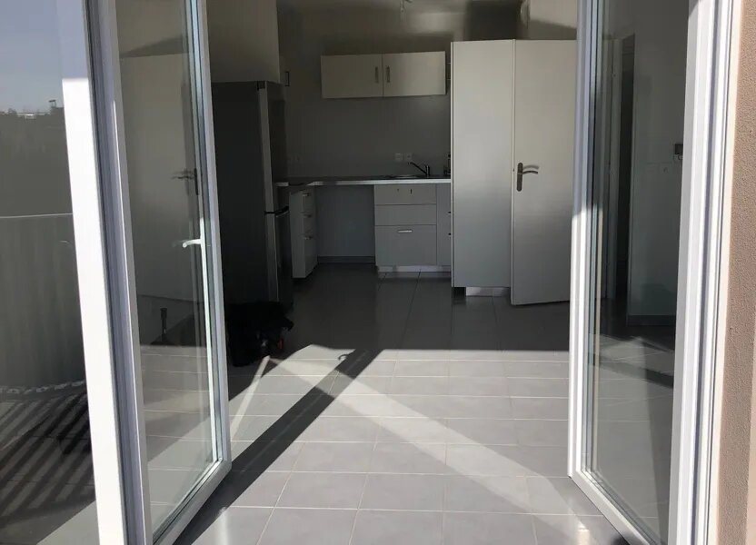 Appartement à louer, 40m², Carros