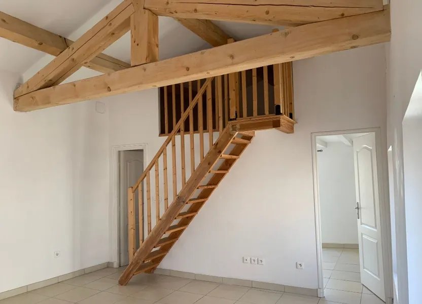 Appartement à louer, 38m², Gattières