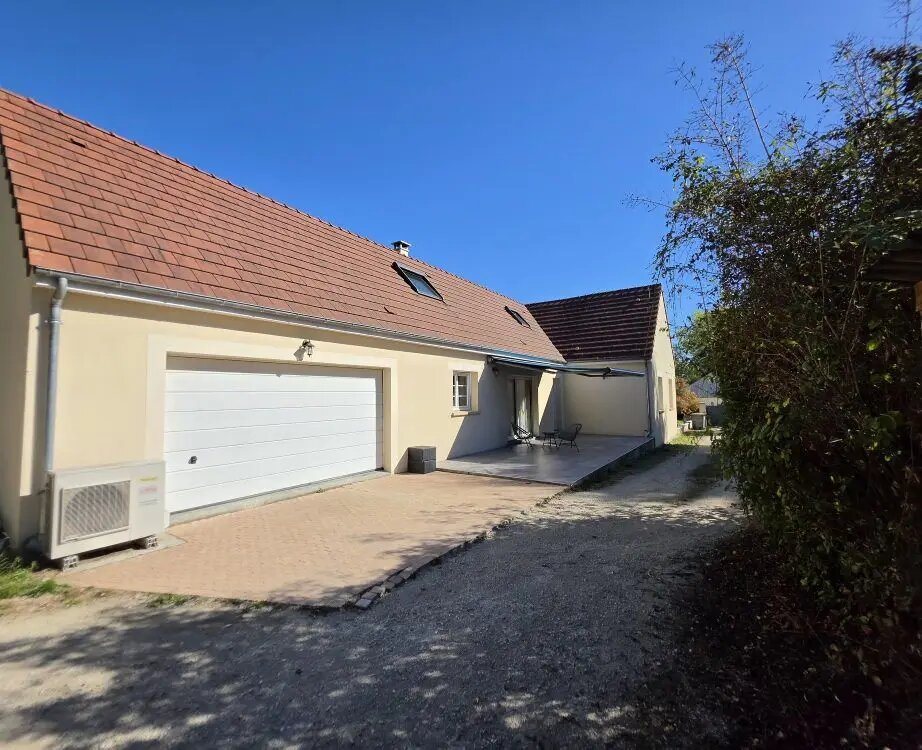 Maison à vendre, 136m², Donnery