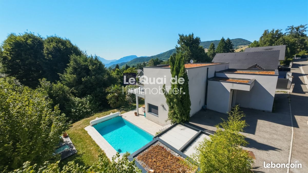 Maison à vendre, 141m², Saint-Martin-d'Uriage