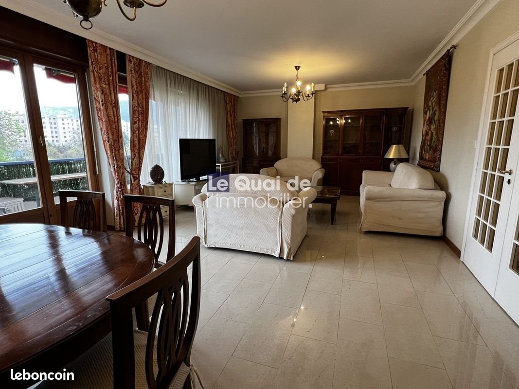 Appartement à louer, 107m², Echirolles