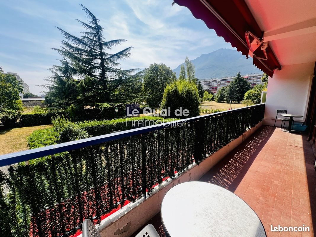 Appartement à louer, 130m², Echirolles