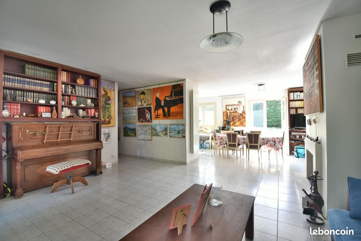 Maison à vendre, 141m², Bourg-Saint-Christophe