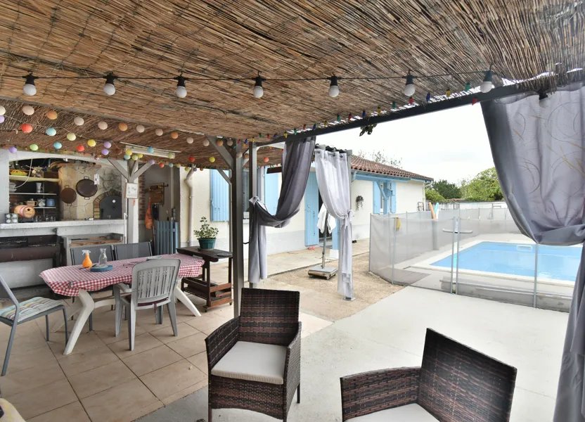 Maison à vendre, 108m², Villieu-Loyes-Mollon