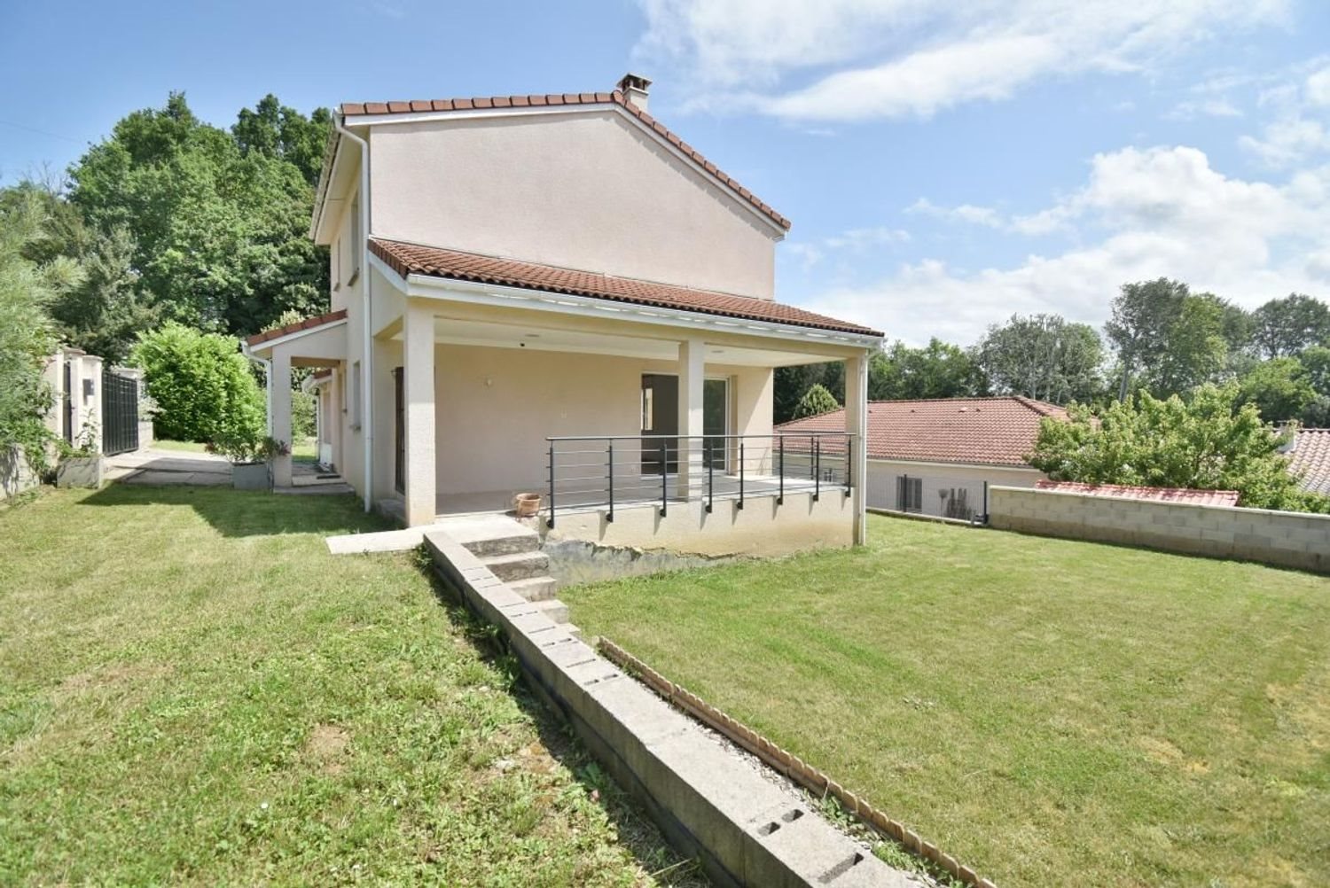 Maison à vendre, 100m², Villieu-Loyes-Mollon