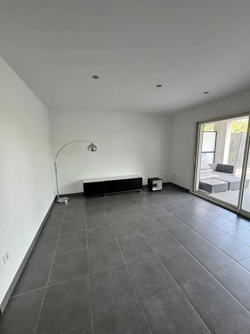 Appartement à louer, 44m², Vitrolles