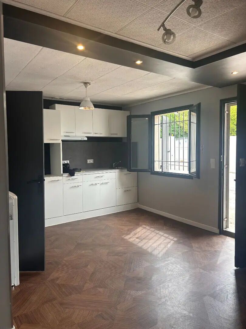 Appartement à louer, 25m², Gignac-la-Nerthe