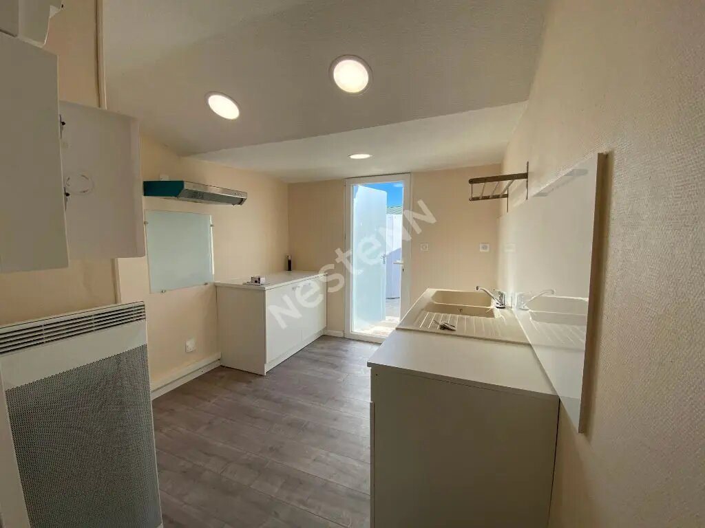 Appartement à louer, 38m², Marignane