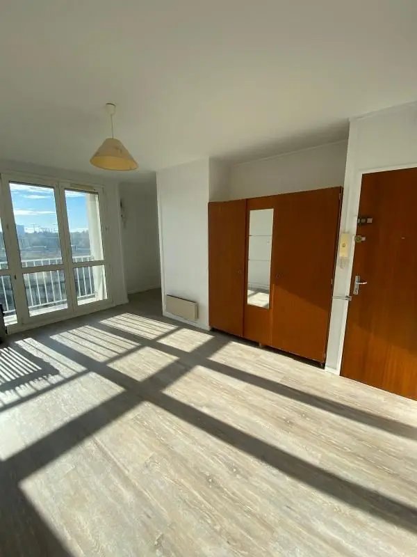 Appartement à louer, 22m², Tours