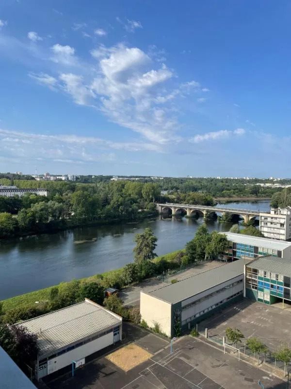 Appartement à louer, 73m², Tours