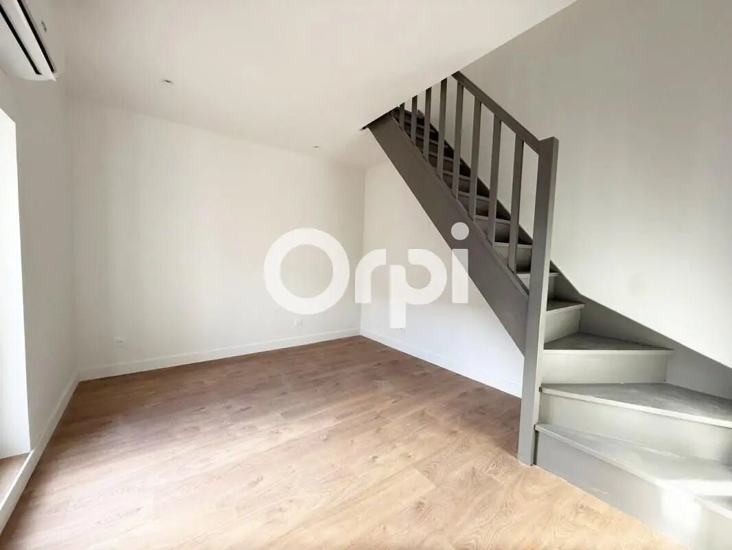 Maison à louer, 80m², Belleu
