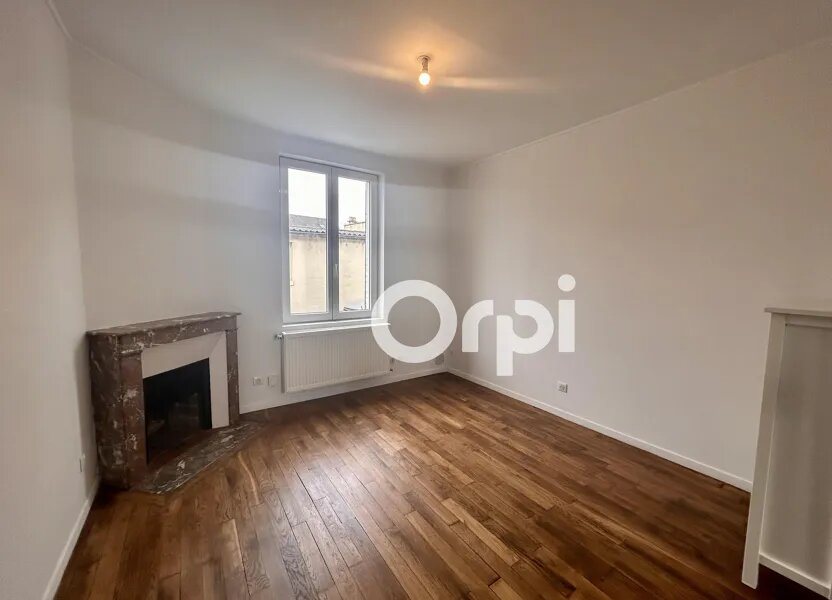 Appartement à louer, 46m², Crouy