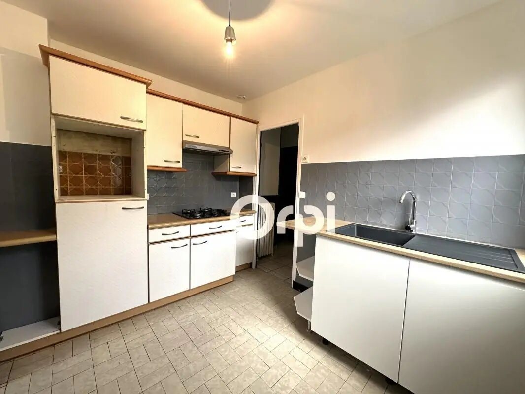 Maison à louer, 77m², Belleu