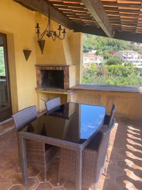 Maison à vendre, 185m², Mandelieu-la-Napoule