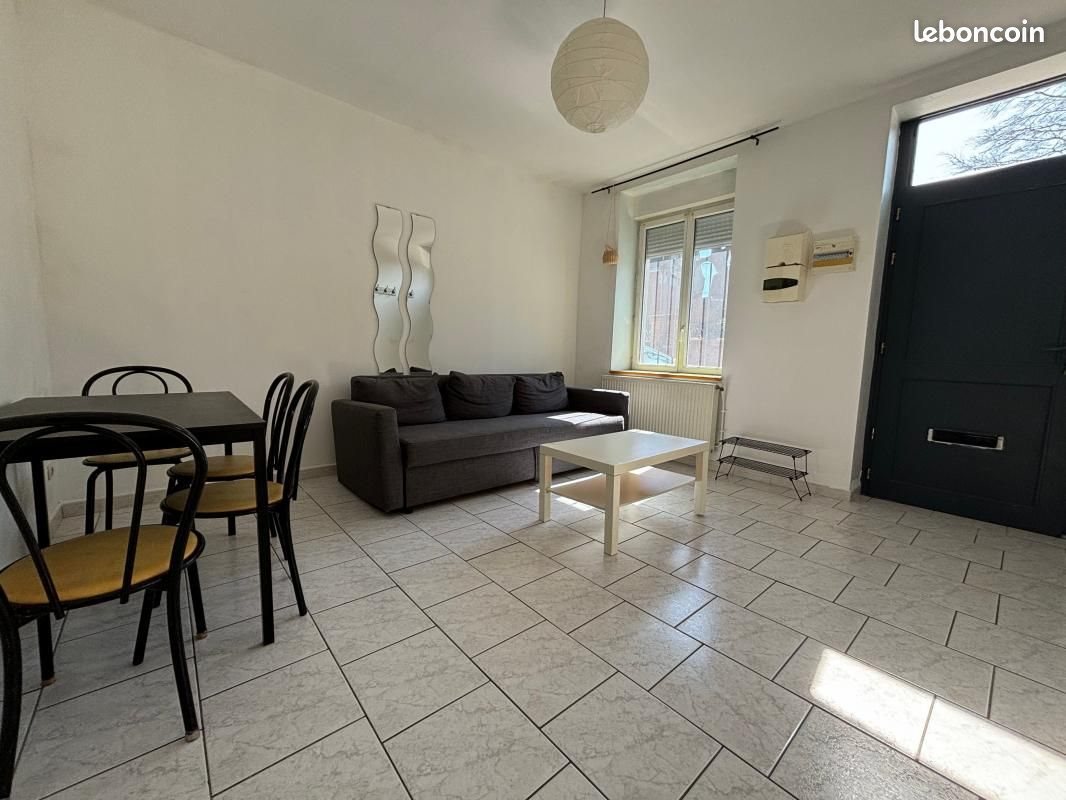 Maison à louer, 57m², Lille