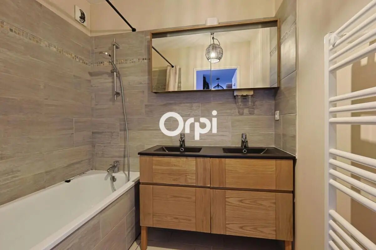 Appartement à louer, 66m², Lille
