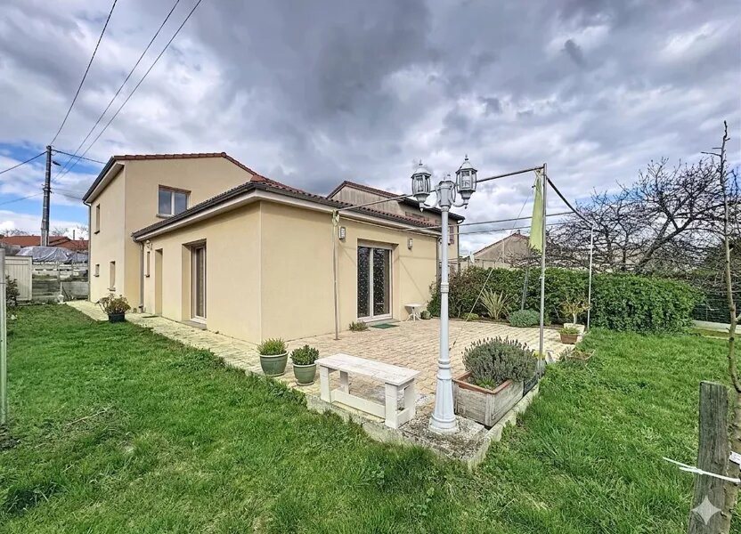Maison à vendre, 116m², Volvic