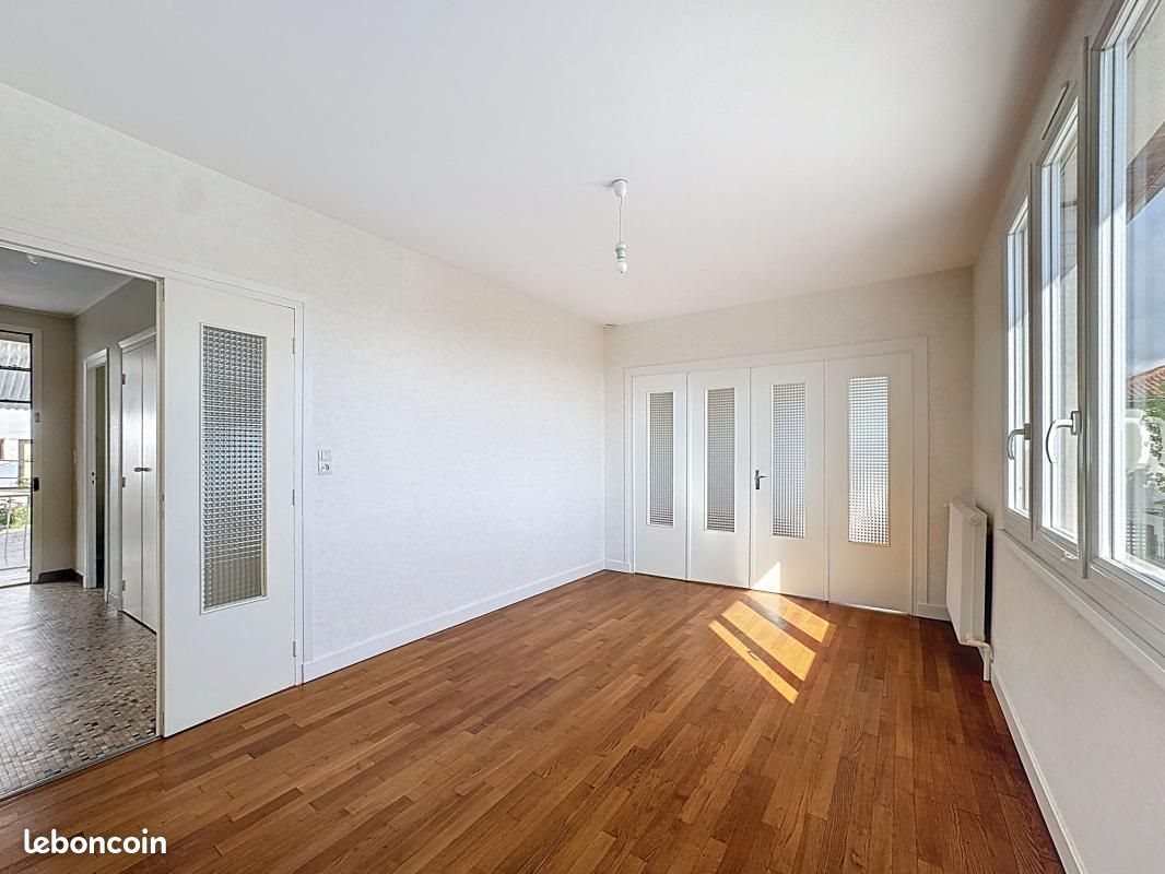 Maison à vendre, 89m², Sayat