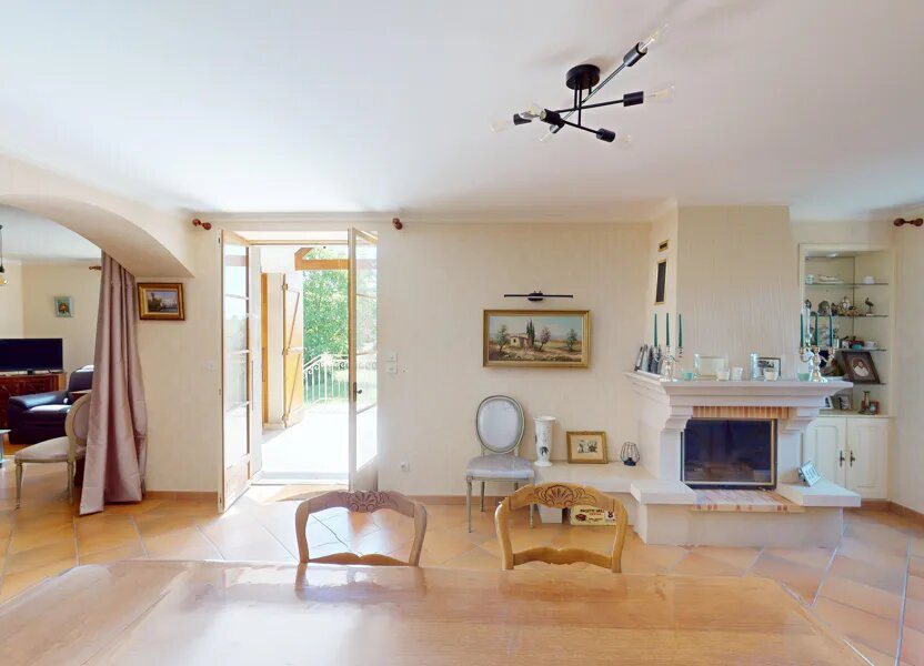 Maison à vendre, 246m², Fontaines
