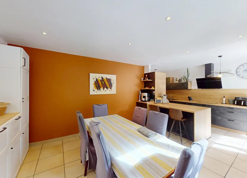 Maison à vendre, 247m², Mellecey