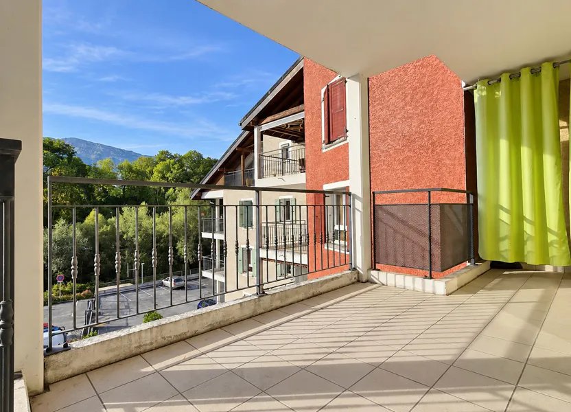 Appartement à vendre, 58m², La Roche-sur-Foron
