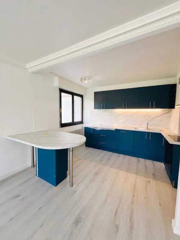 Appartement à louer, 77m², Cluses