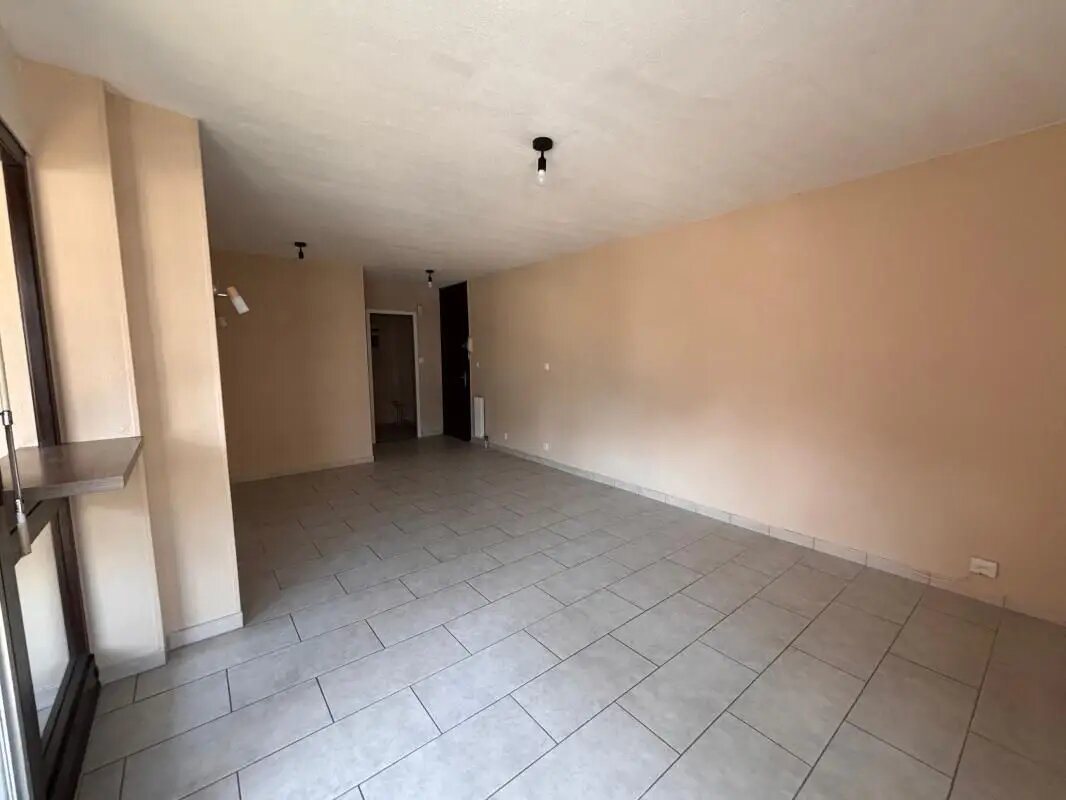 Appartement à louer, 69m², Cluses
