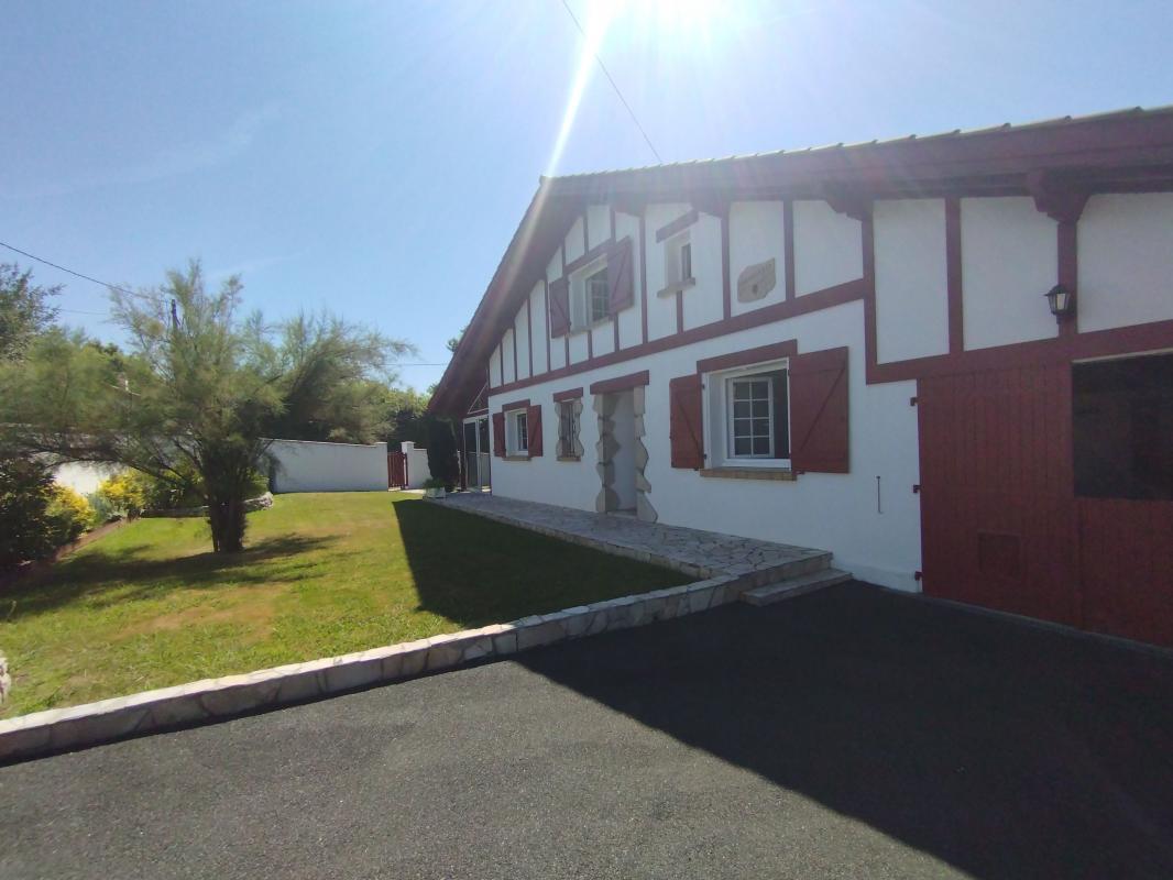 Maison à vendre, 145m², Mouguerre