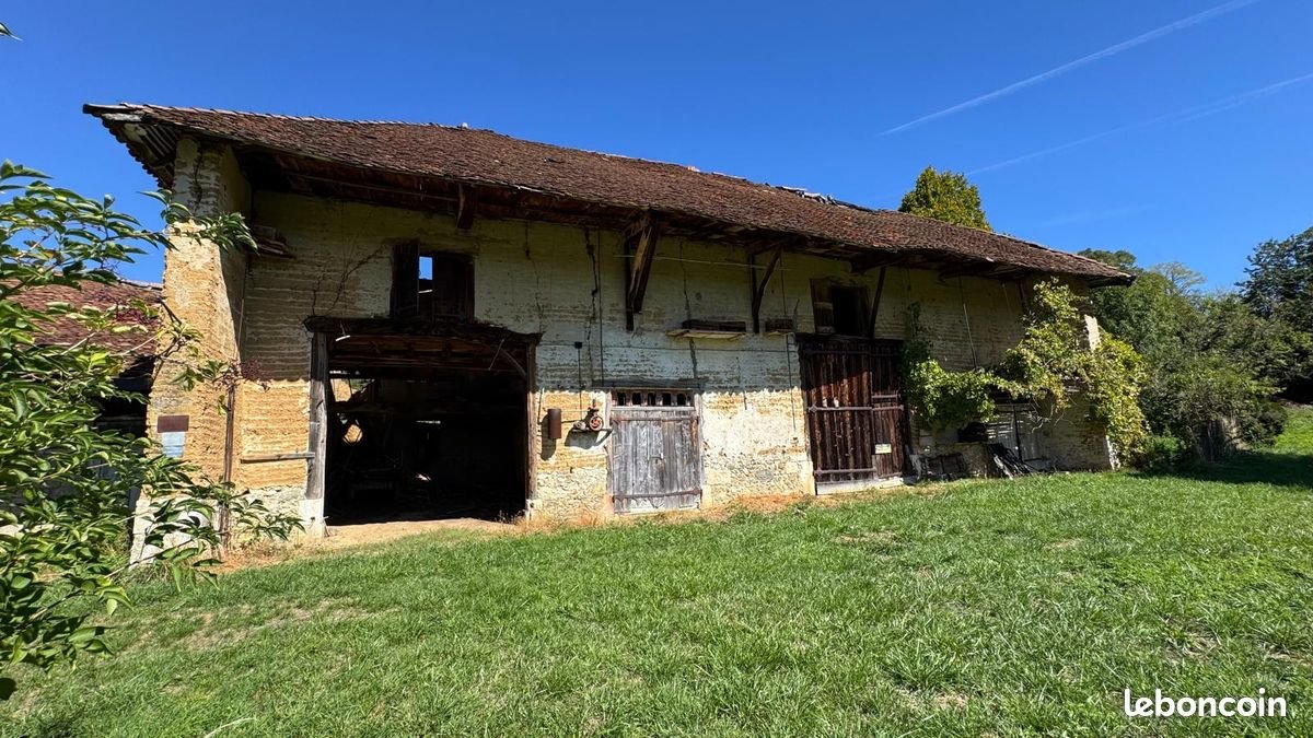 Maison à vendre, 270m², Saint-Geoire-en-Valdaine