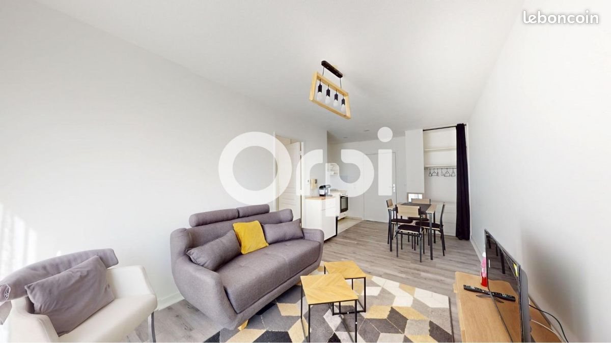 Appartement à louer, 36m², Bron