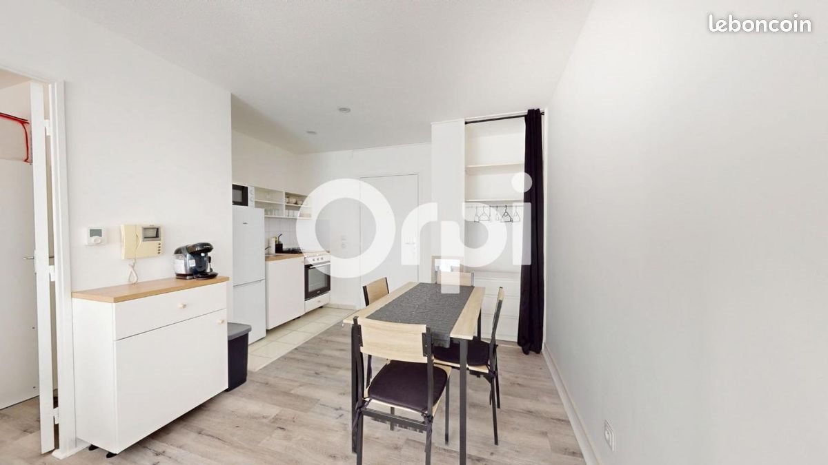 Appartement à louer, 36m², Bron