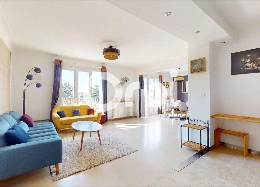 Appartement à louer, 98m², Bron