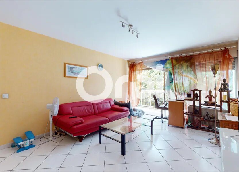 Appartement à louer, 73m², Bron