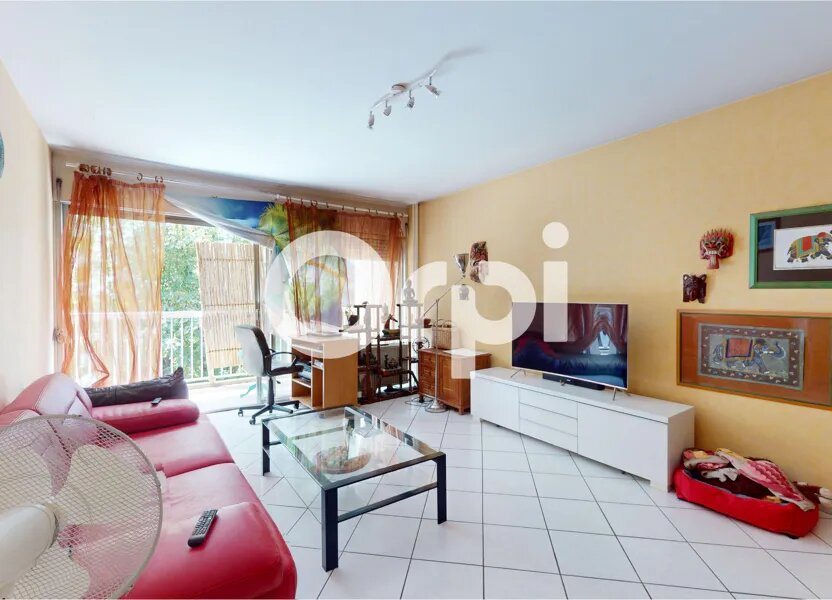 Appartement à louer, 73m², Bron