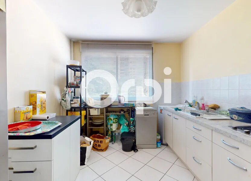 Appartement à louer, 73m², Bron