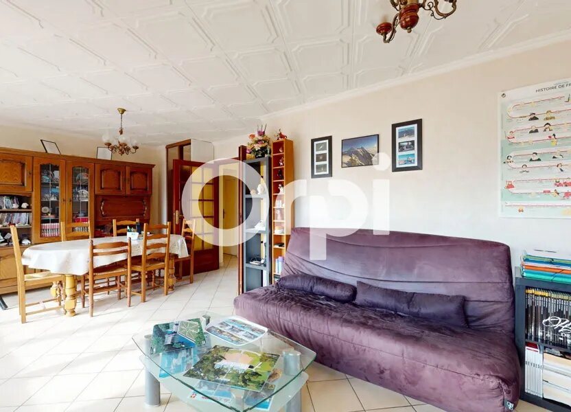 Appartement à vendre, 66m², Bron