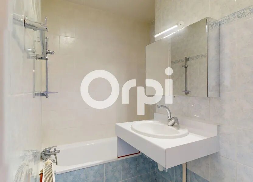 Appartement à vendre, 65m², Bron