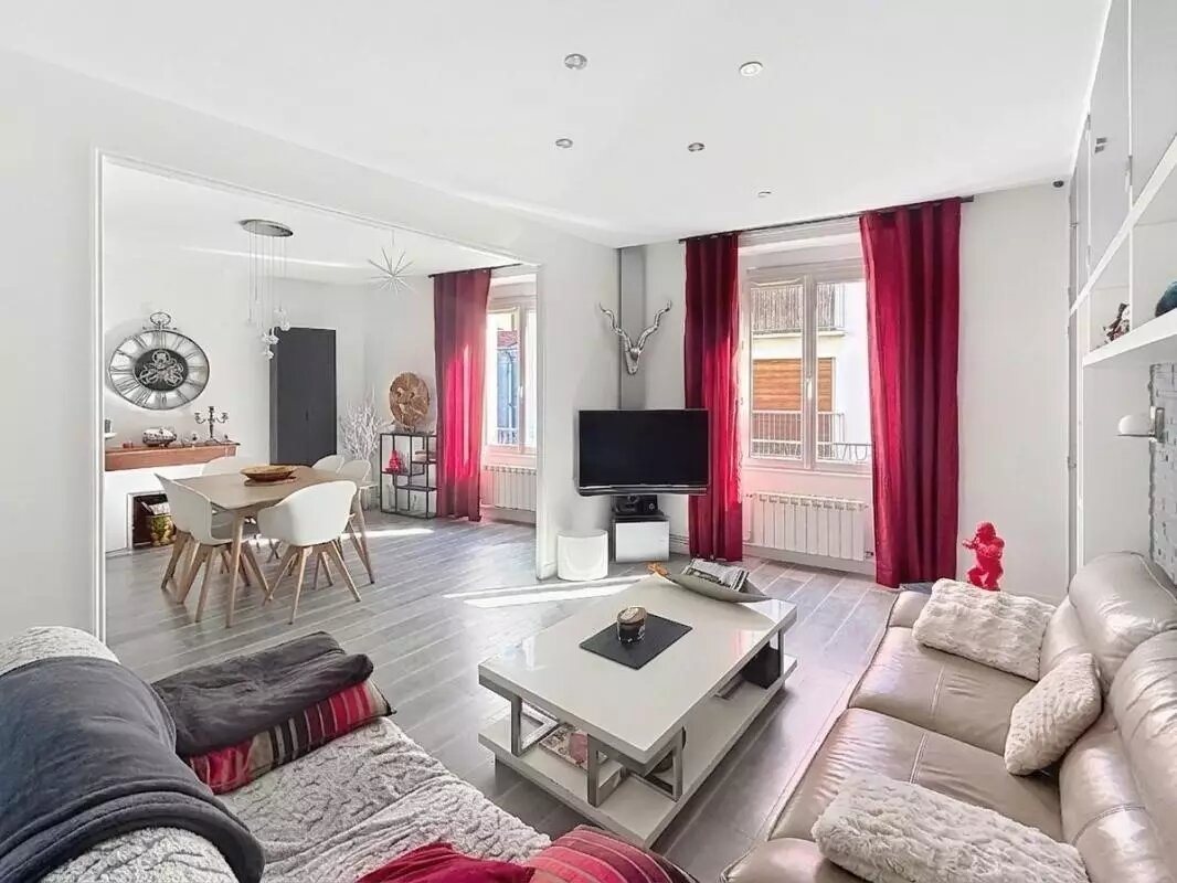 Appartement à vendre, 123m², Saint-Etienne