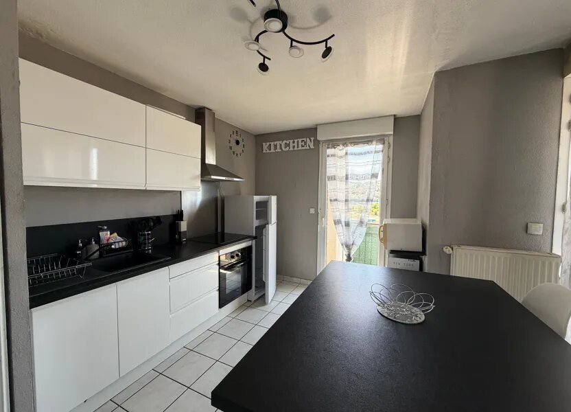 Appartement à louer, 69m², Saint-Priest-en-Jarez