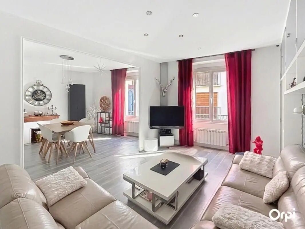 Appartement à vendre, 123m², Saint-Étienne