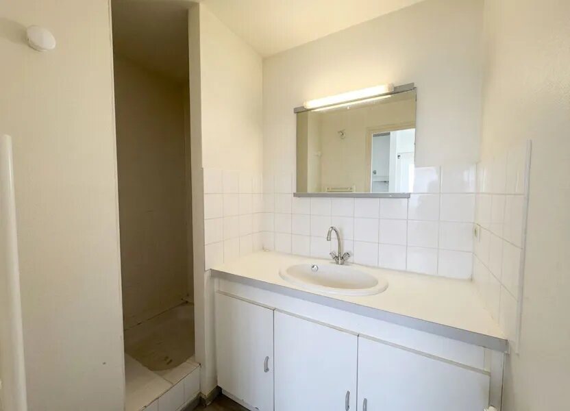 Appartement à louer, 31m², Saint-Étienne